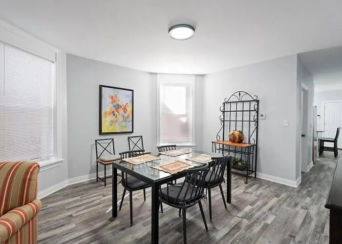 Apartment Newly Rehabbed Greystone With 2 Private Apartments, Backyard, Garage, Laundry, Close To Expressway Chicago