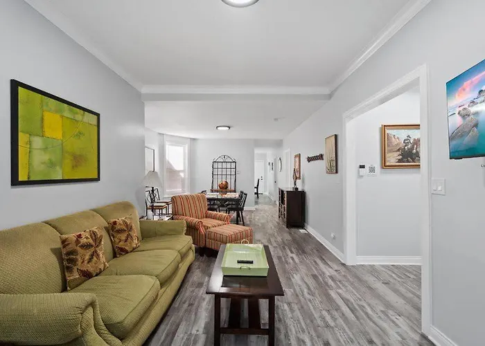 Newly Rehabbed Greystone With 2 Private Apartments, Backyard, Garage, Laundry, Close To Expressway Apartment *