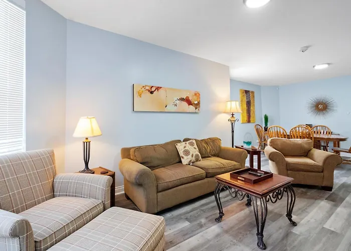 Newly Rehabbed Greystone With 2 Private Apartments, Backyard, Garage, Laundry, Close To Expressway Chicago