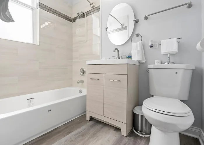 Newly Rehabbed Greystone With 2 Private Apartments, Backyard, Garage, Laundry, Close To Expressway Apartment *